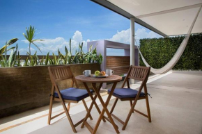 Sunset Penthouse 15 min to the beach Fast Wifi